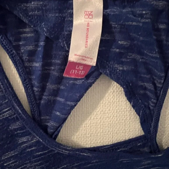 Racerback tank - Picture 2 of 3